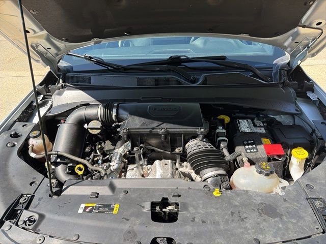 Used 2024 Jeep Compass Latitude image 33