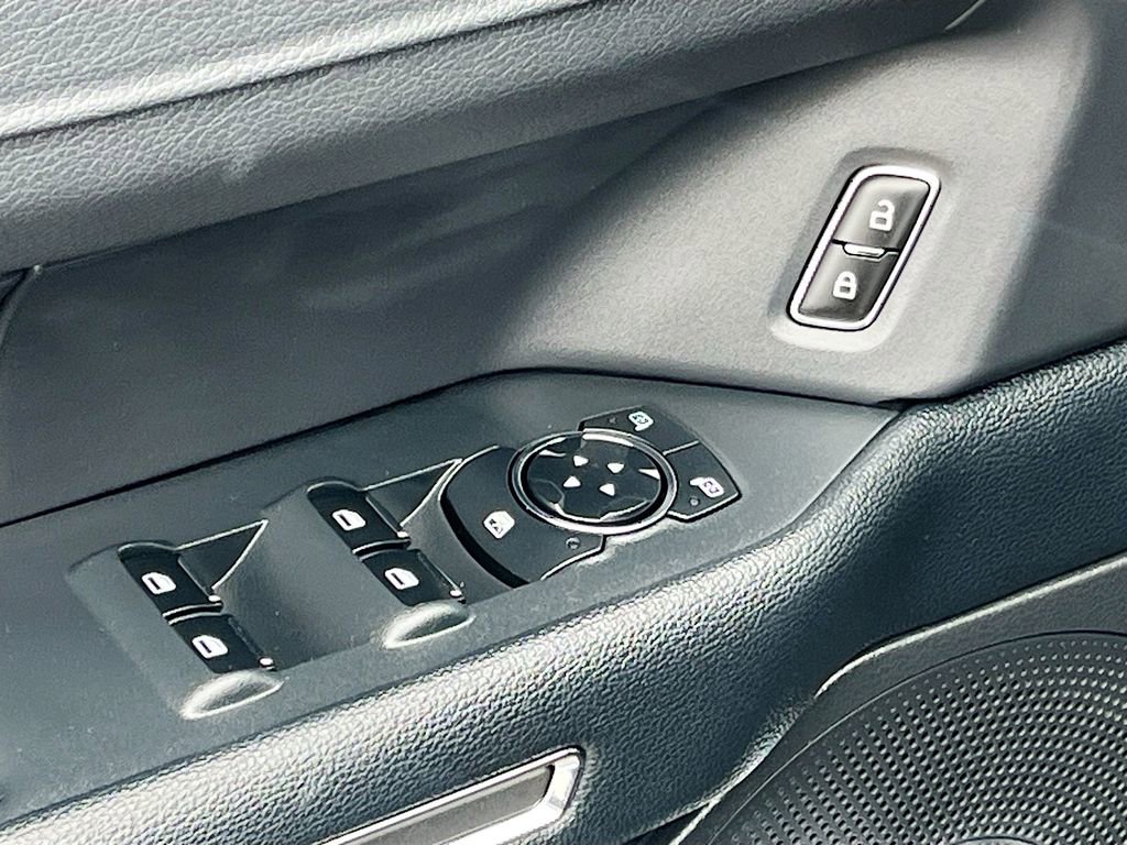 Used 2023 Ford Expedition XLT RWD image 18