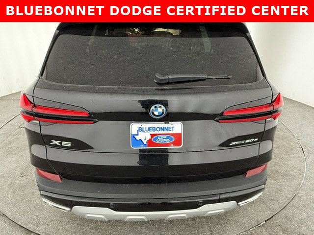 Used 2025 BMW X5 xDrive50e AWD/4WD image 4