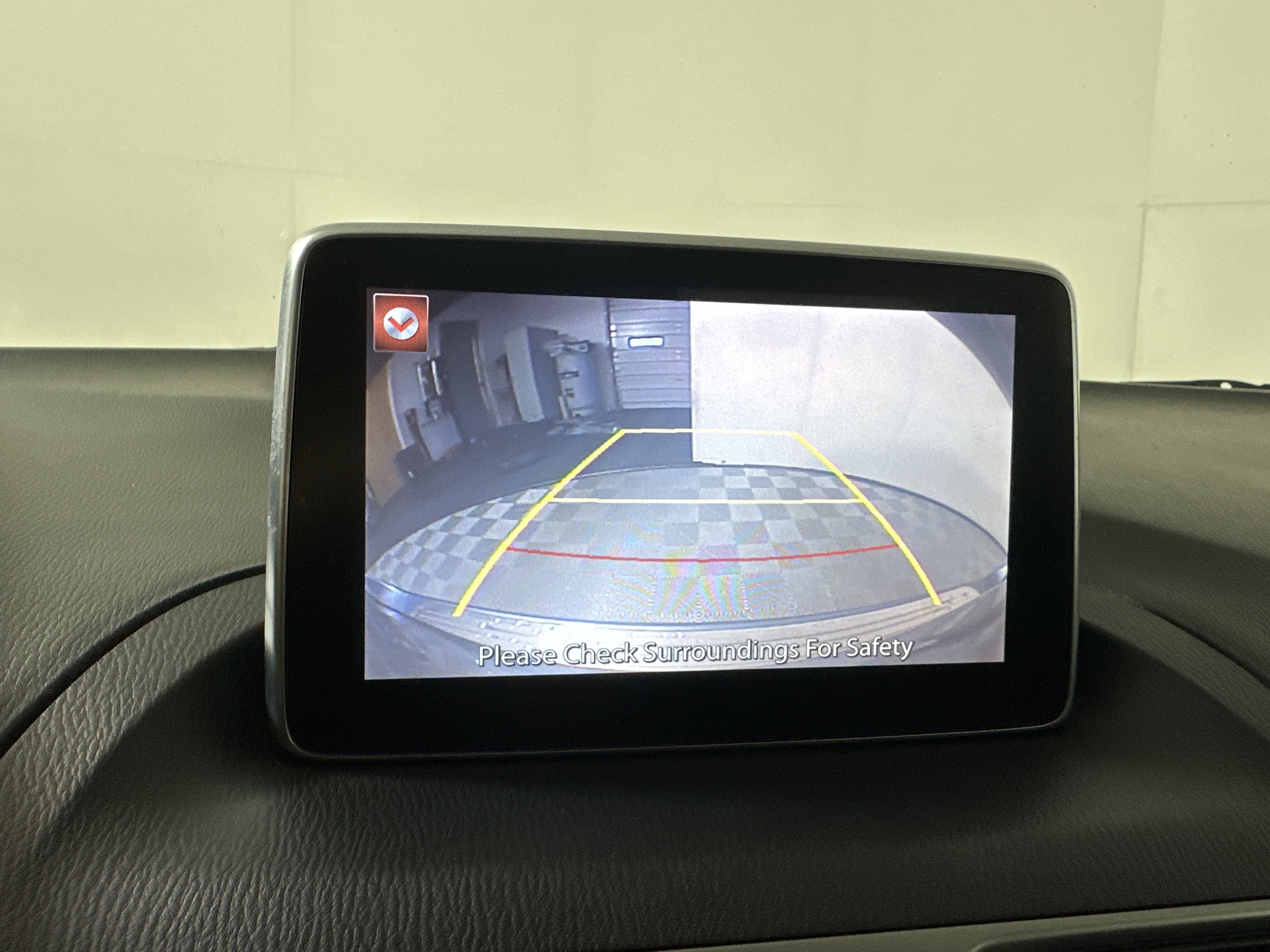 Used 2014 MAZDA MAZDA3 i Touring w/ Technology Package image 20