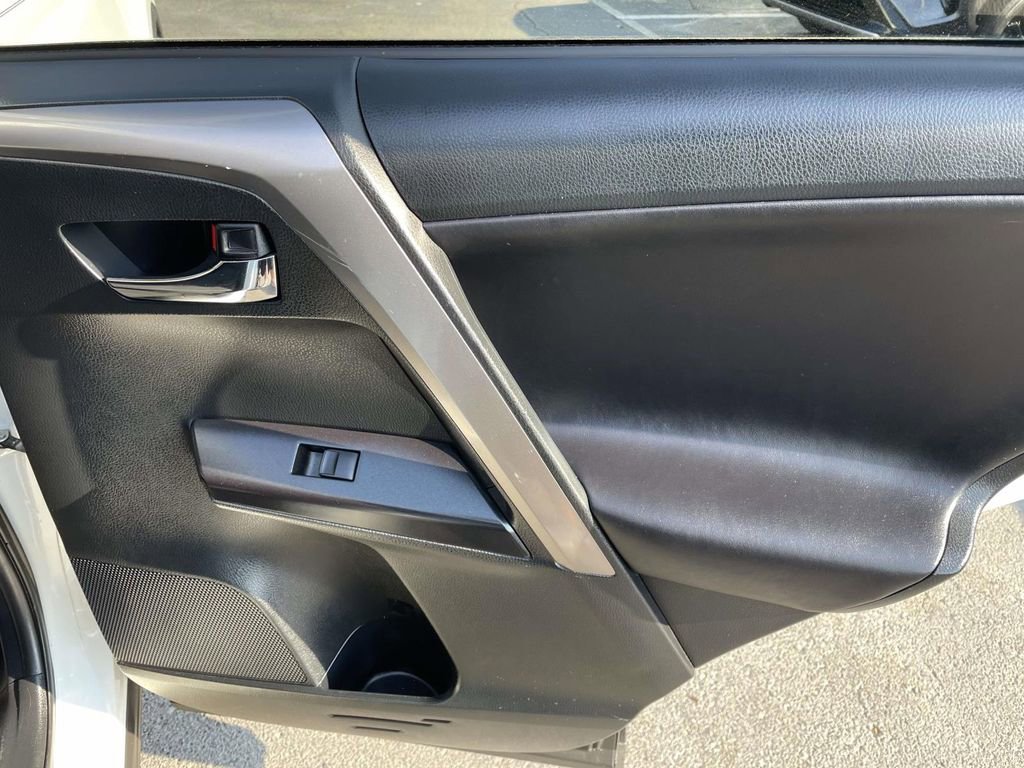 Used 2017 Toyota RAV4 XLE image 42