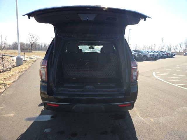 Used 2022 Chevrolet Tahoe Z71 w/ Z71 Off-Road Package image 9