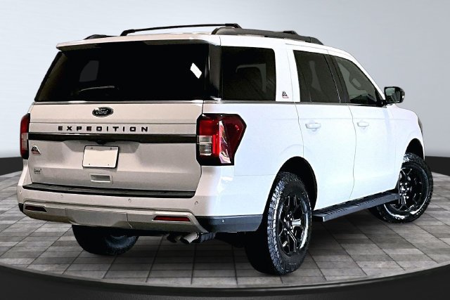 Used 2022 Ford Expedition Timberline AWD/4WD image 5