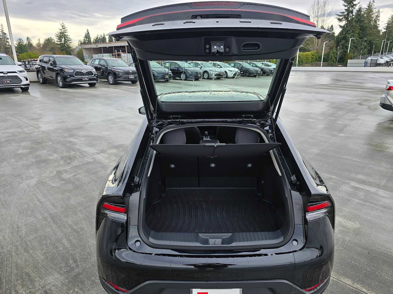 Used 2026 Toyota Prius LE image 14