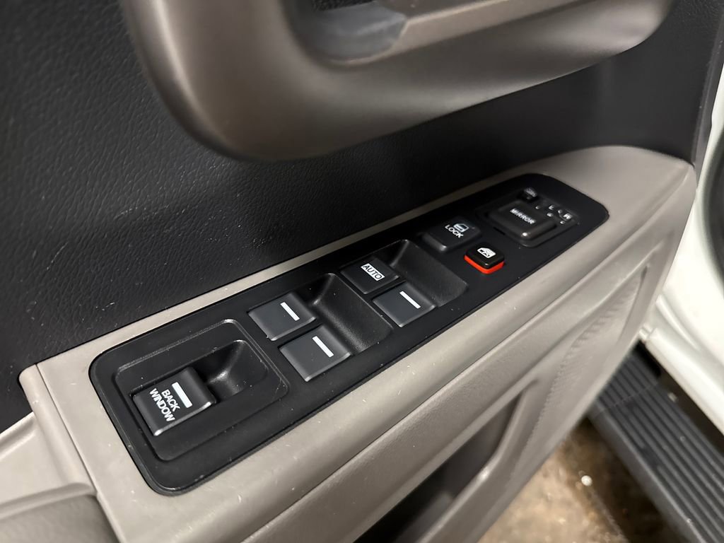 Used 2014 Honda Ridgeline RTL image 17