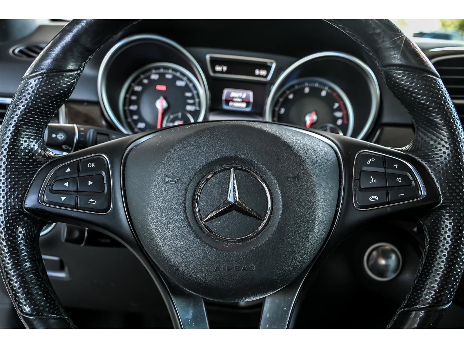Used 2019 Mercedes-Benz GLE 400 4MATIC image 19