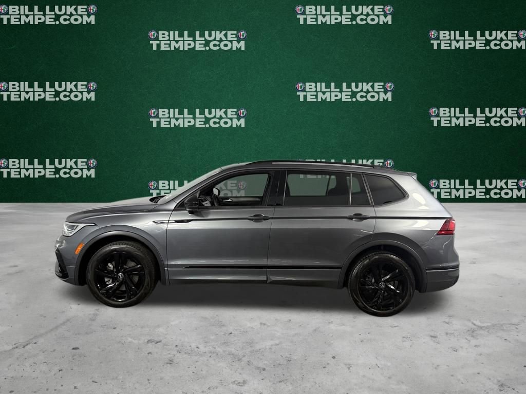 Used 2023 Volkswagen Tiguan SE R-Line FWD image 8