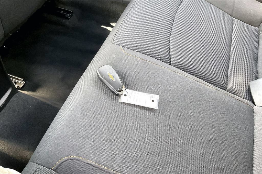 Used 2017 Chevrolet Cruze LS FWD image 14