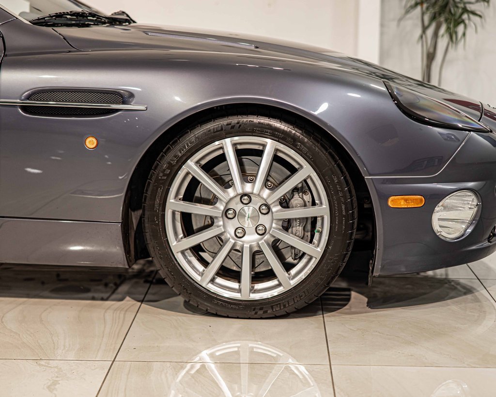 Used 2006 Aston Martin Vanquish S image 10