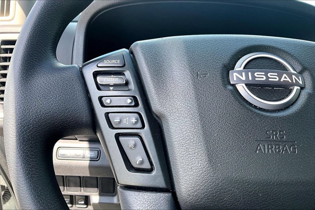 Used 2024 Nissan Frontier SV AWD/4WD image 23