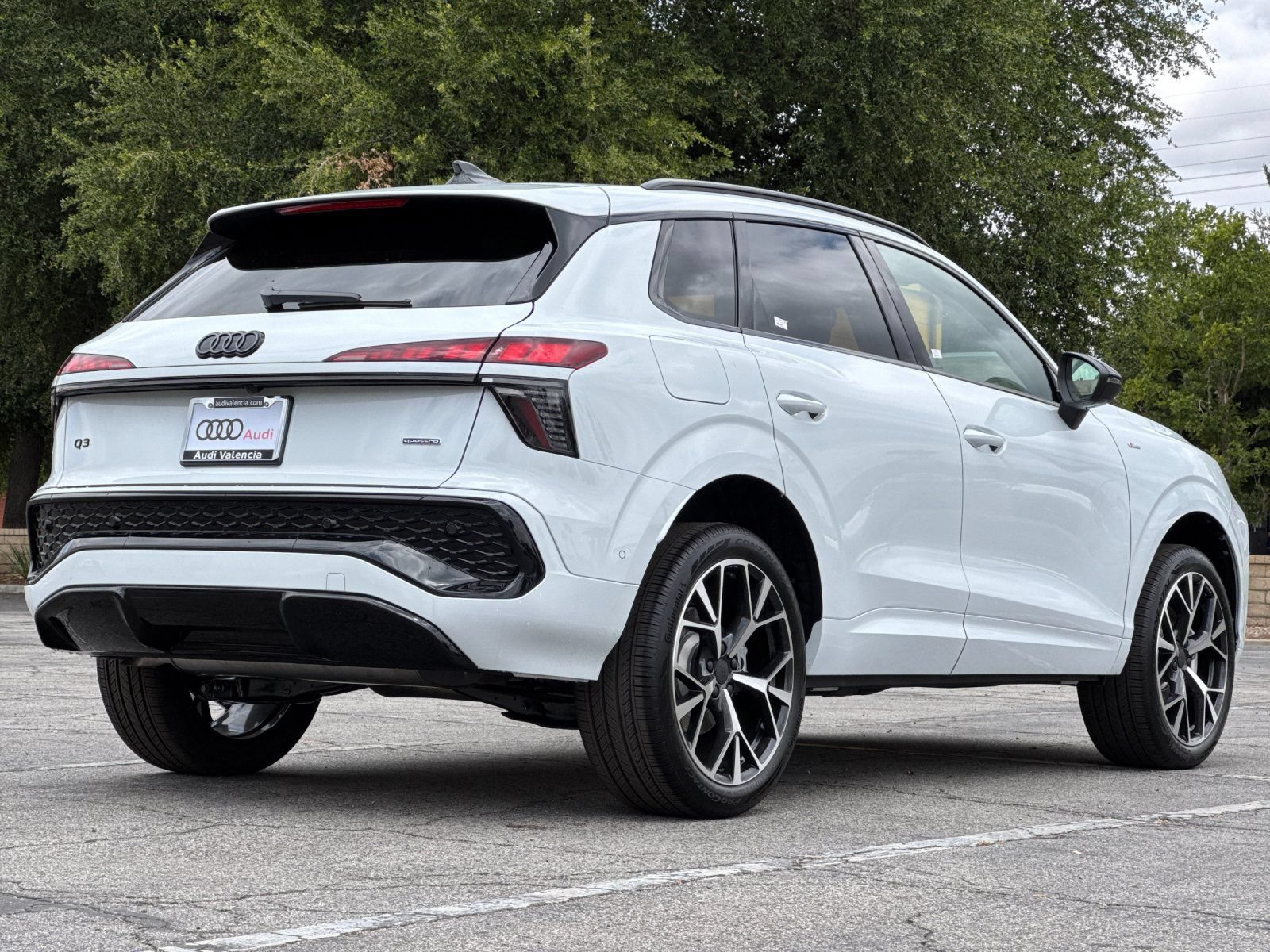 New 2026 Audi Q3 quattro 2.0T AWD/4WD image 4