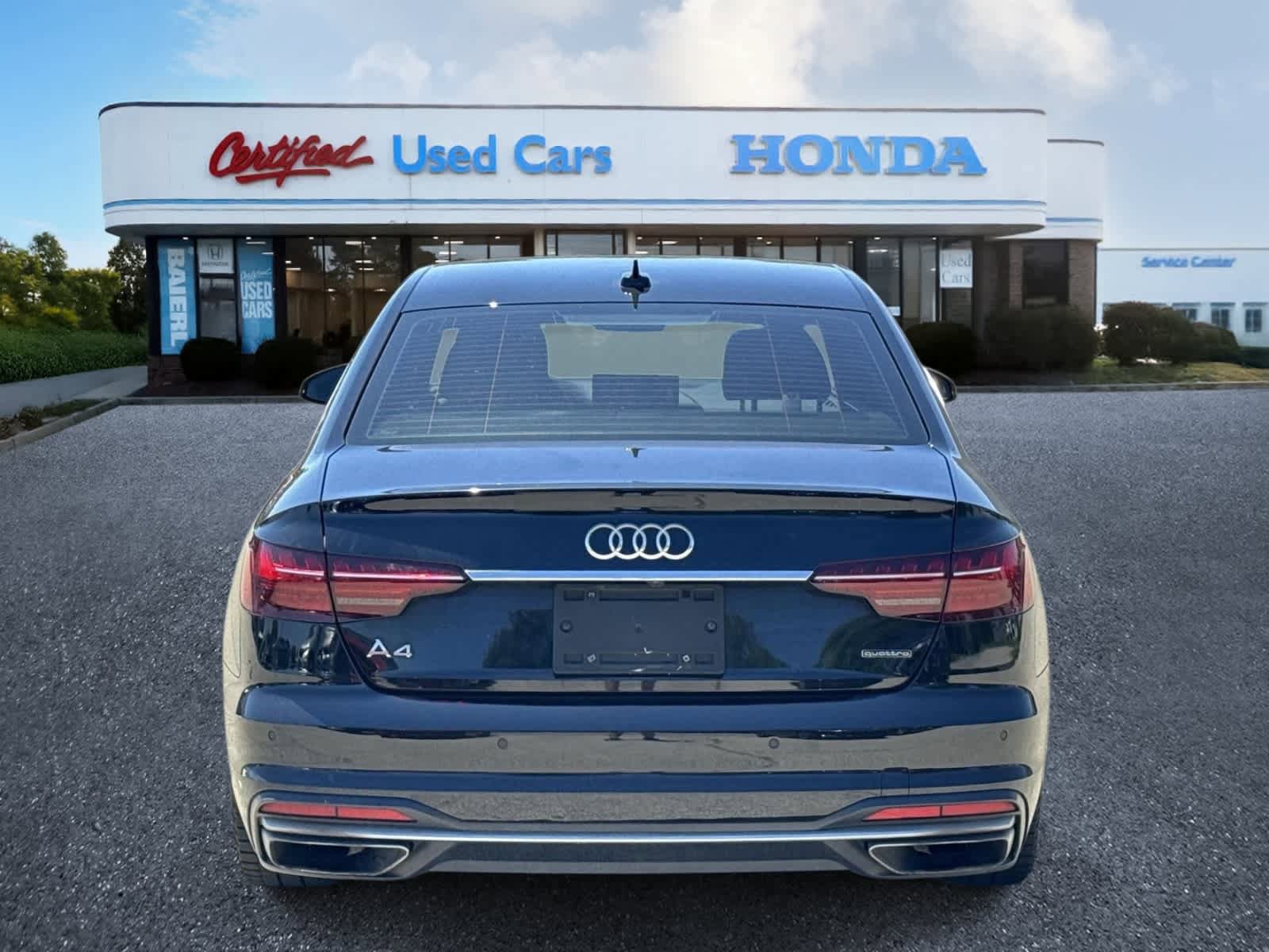 Used 2020 Audi A4 2.0T Premium Plus w/ Premium Plus Package AWD/4WD image 4