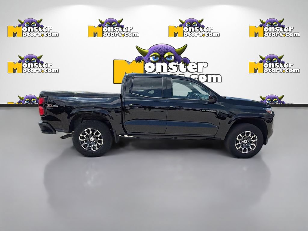 Used 2023 Chevrolet Colorado Z71 w/ Z71 Convenience Package 2 AWD/4WD image 4