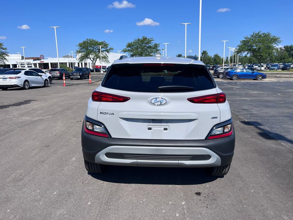 Used 2023 Hyundai Kona SEL AWD/4WD image 5