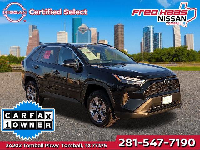 Used 2025 Toyota RAV4 XLE w/ Convenience Package image 1