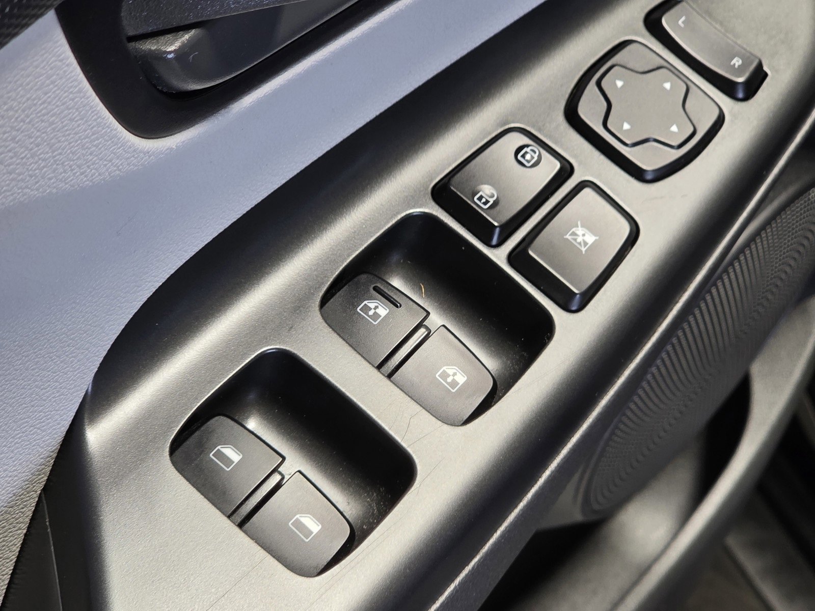 Certified 2023 Hyundai Kona SEL image 24