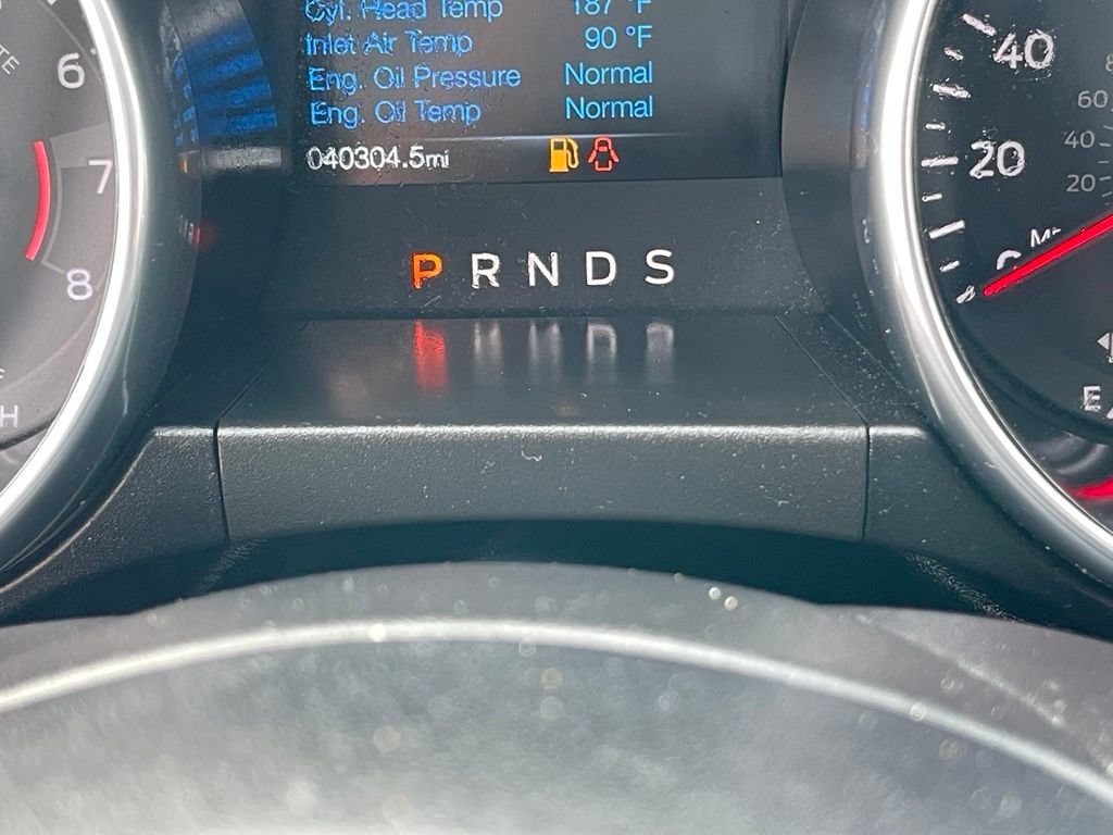 Used 2018 Ford Mustang Coupe RWD image 13