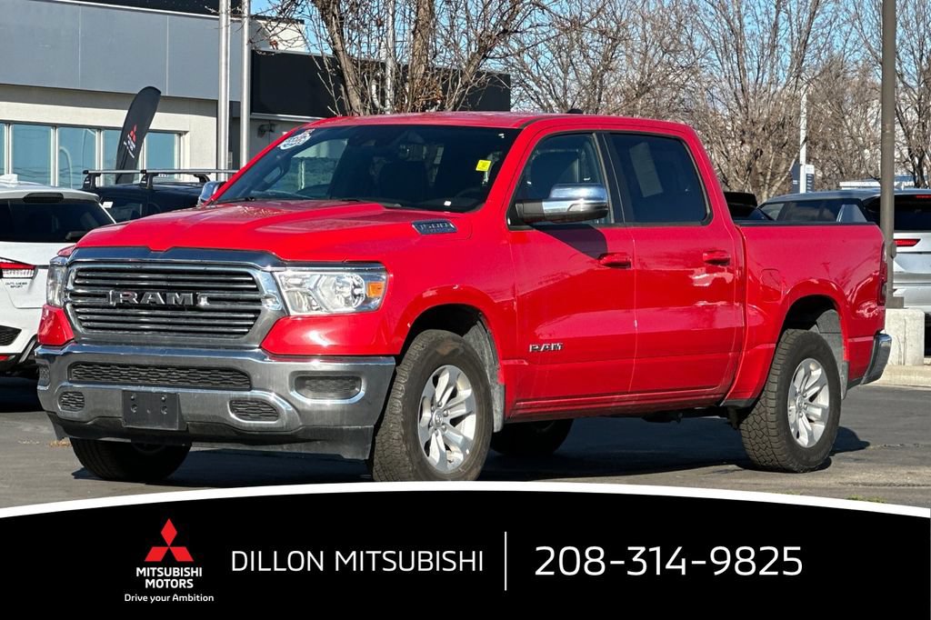 Used 2024 RAM 1500 Laramie AWD/4WD image 9
