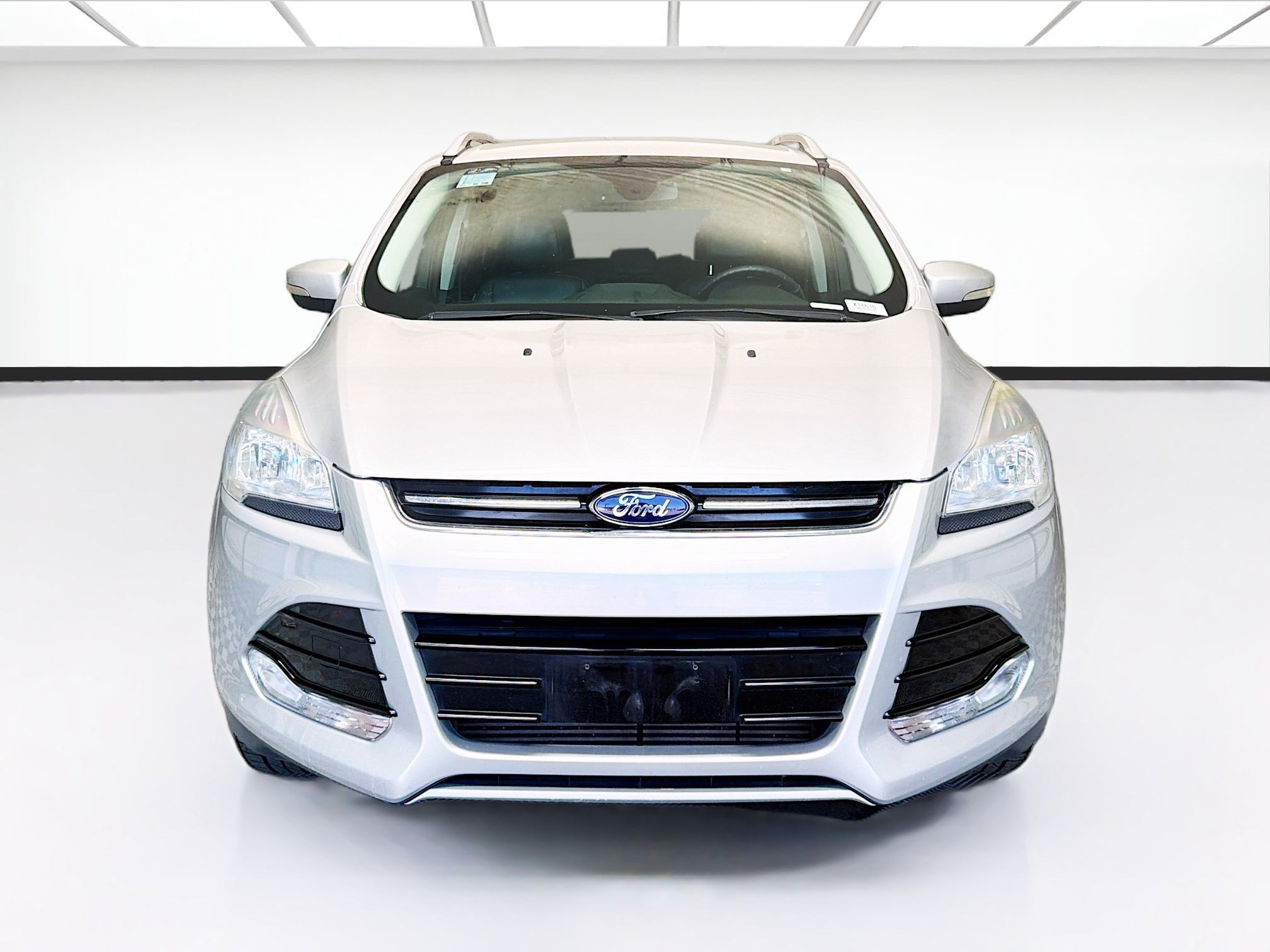 Used 2016 Ford Escape Titanium FWD image 2