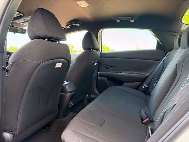 New 2026 Hyundai Elantra Sport FWD image 33