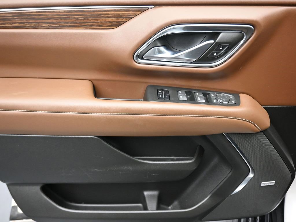 Used 2023 Chevrolet Suburban High Country w/ Premium Package 2 image 10