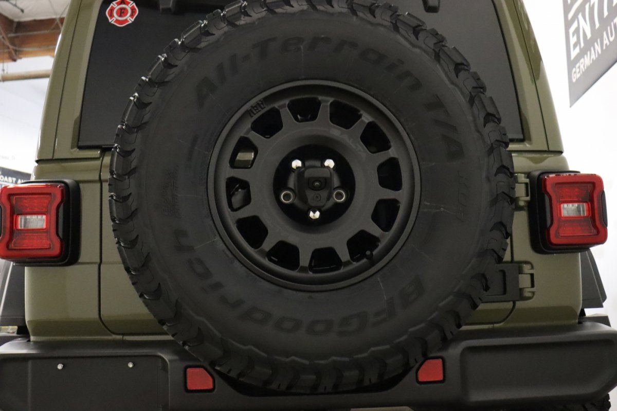 Used 2026 Jeep Wrangler Unlimited Rubicon w/ Xtreme 35 Tire Package image 7