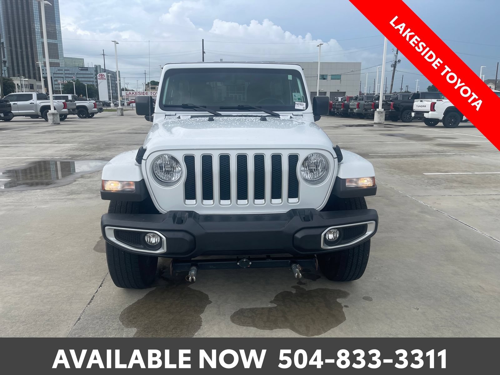 Used 2023 Jeep Wrangler Unlimited Sahara AWD/4WD image 8