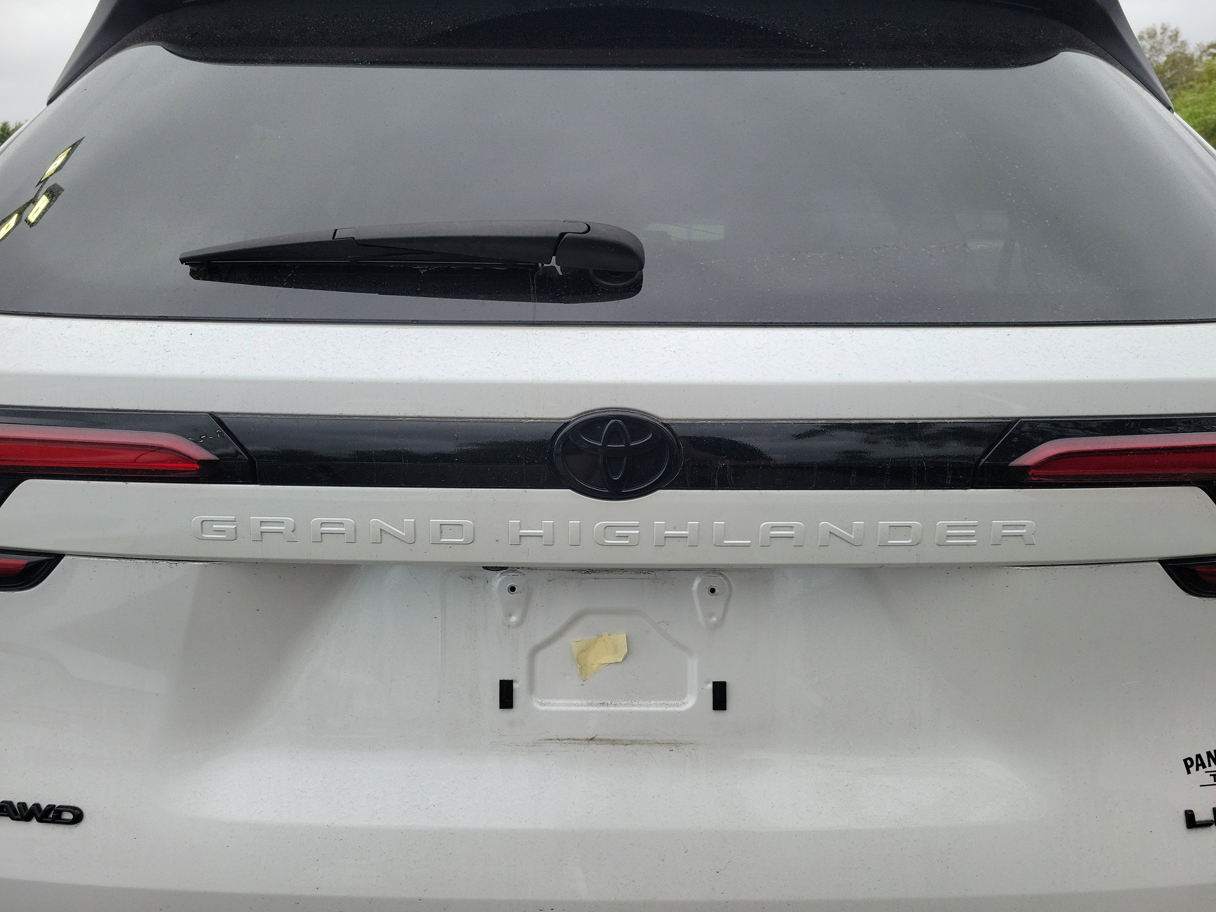 Used 2025 Toyota Grand Highlander AWD Hybrid image 19