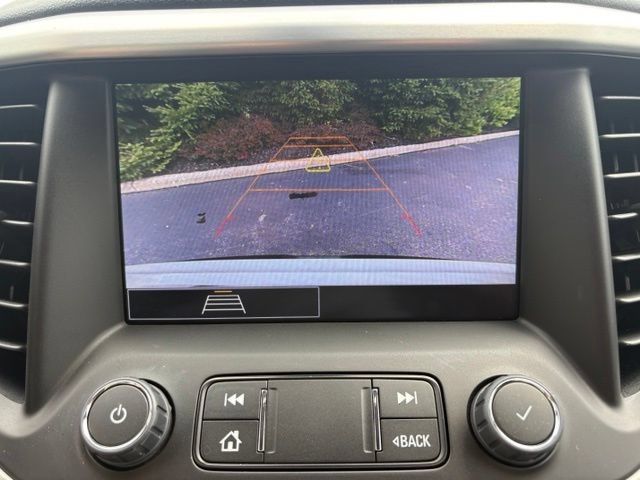 Used 2023 GMC Acadia SLE w/ Driver Convenience Package FWD image 40
