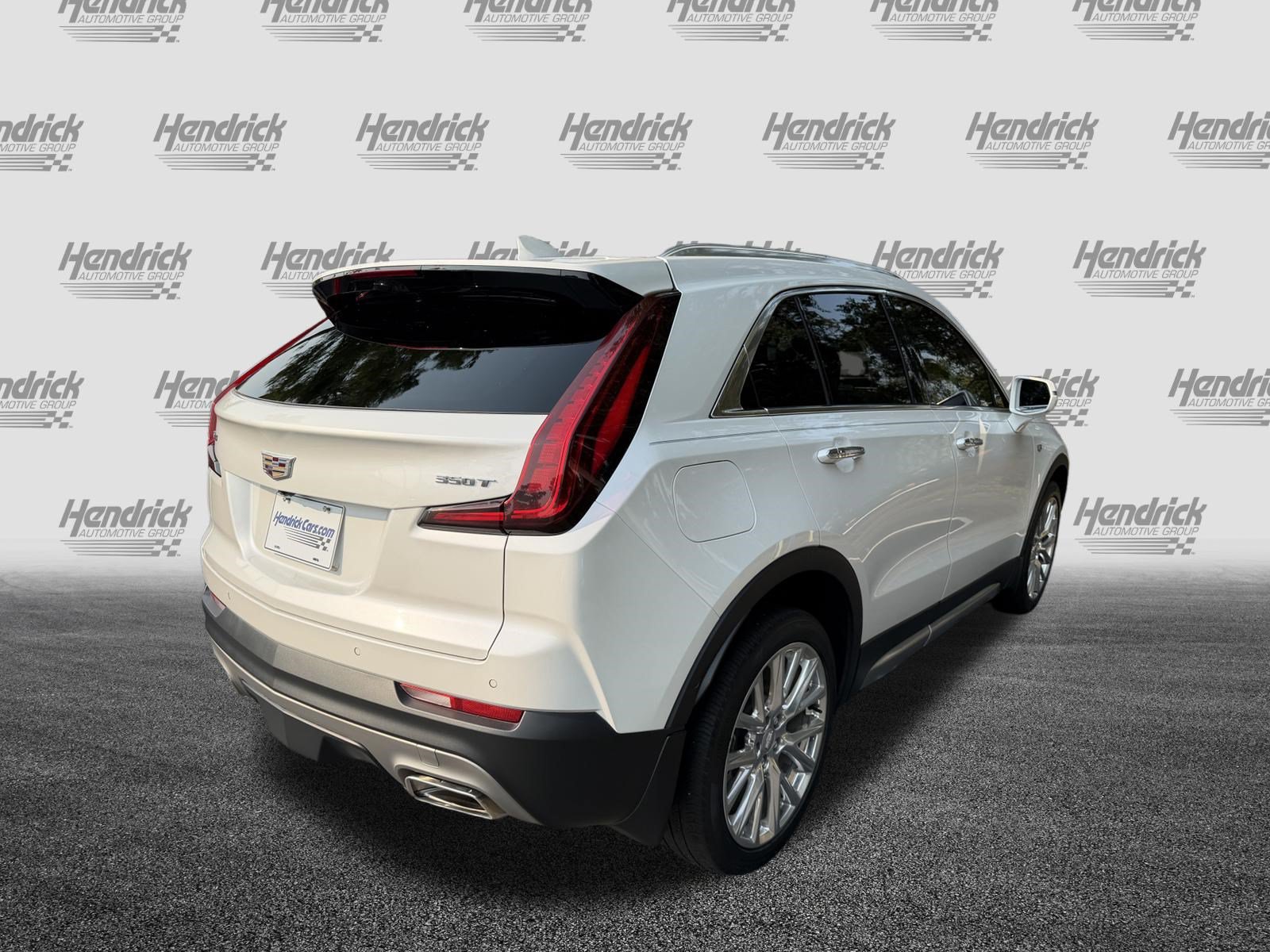 Used 2021 Cadillac XT4 Premium Luxury FWD image 9