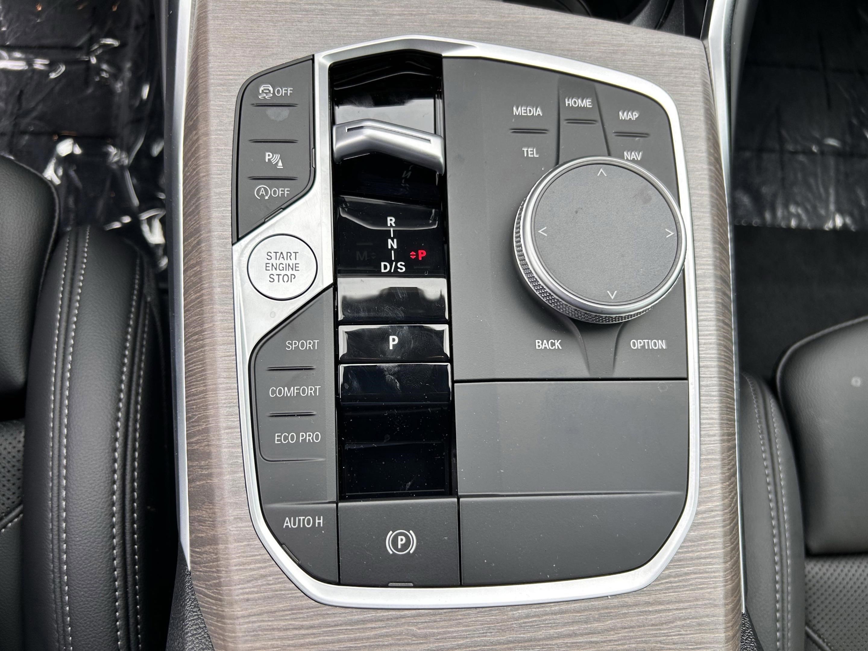 Used 2026 BMW 430i Coupe w/ Premium Package image 12