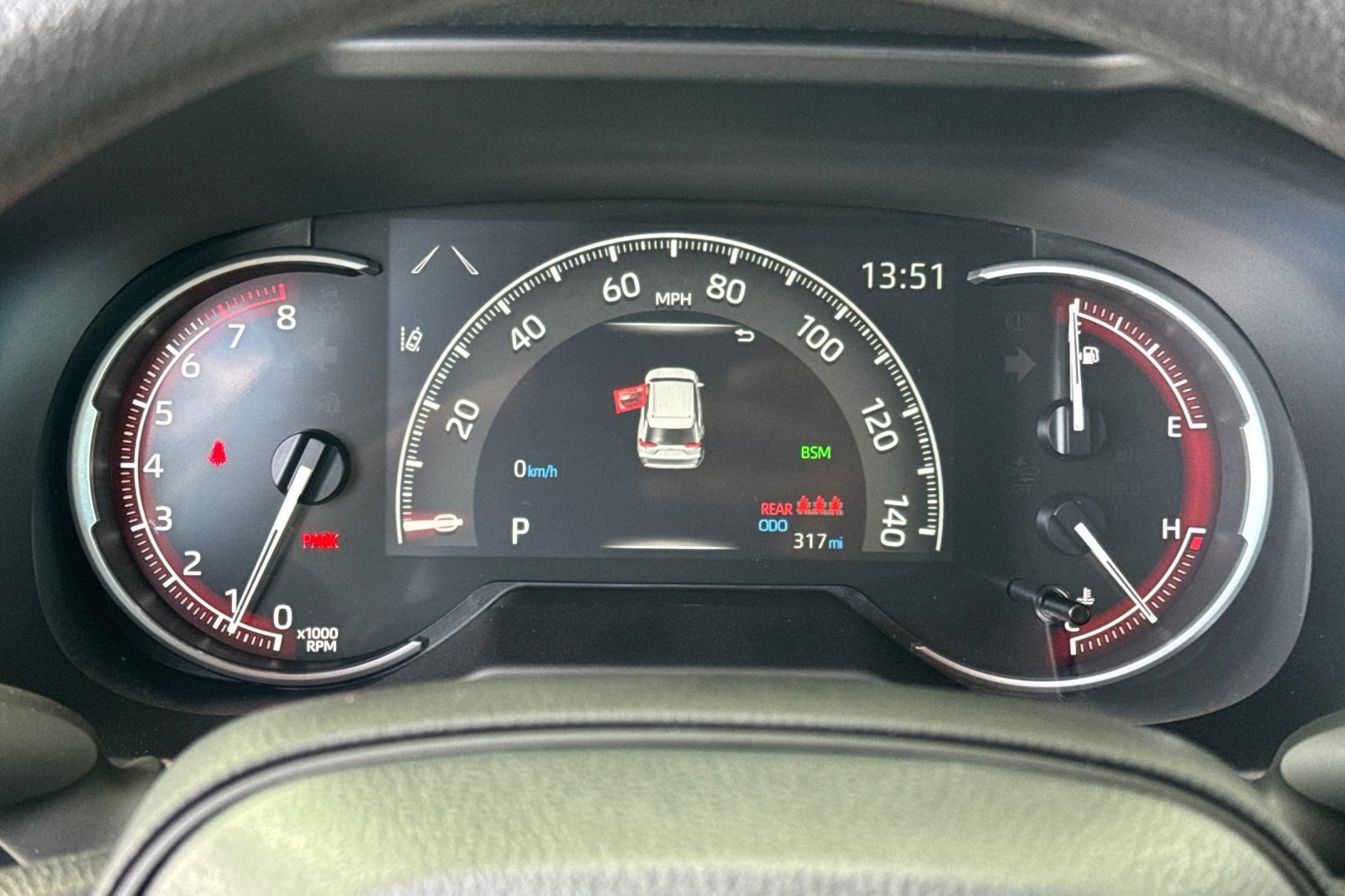 Certified 2025 Toyota RAV4 LE FWD image 32