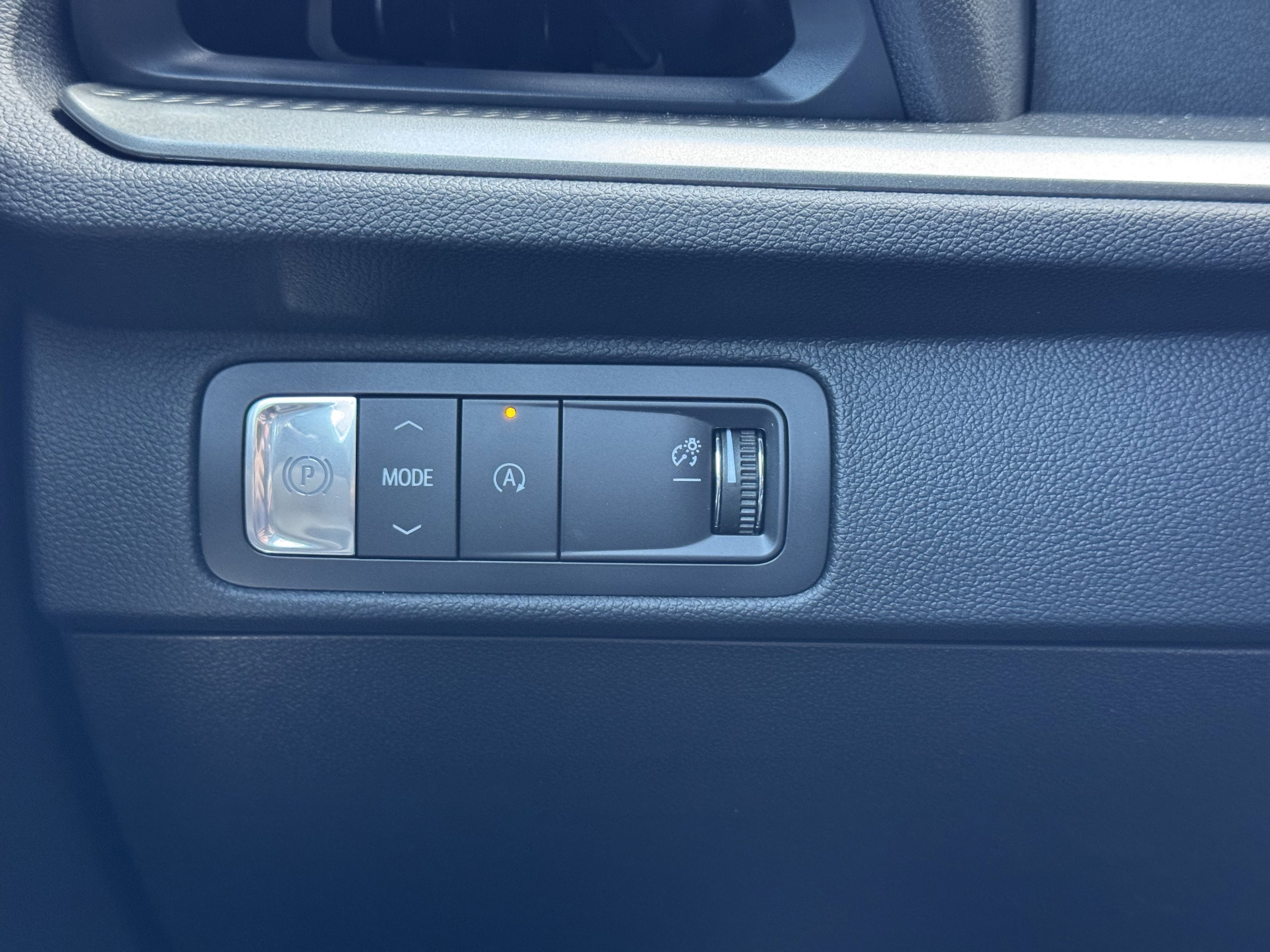 New 2026 Chevrolet Traverse LT w/ Midnight/Sport Edition FWD image 31