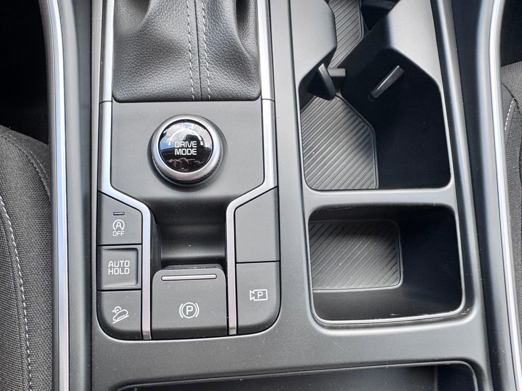 New 2026 Kia Sorento LX image 21