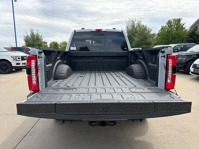 New 2026 Ford F250 Lariat w/ Black Appearance Package AWD/4WD image 7