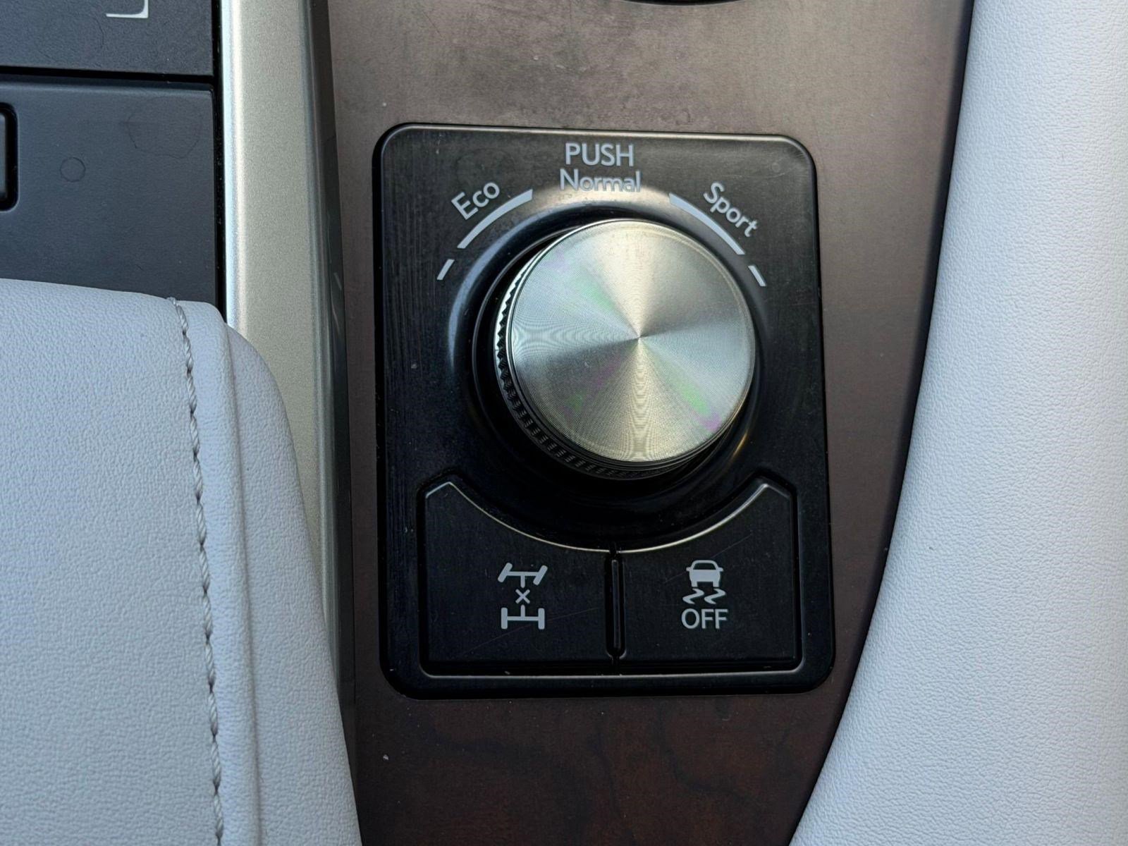 Used 2020 Lexus RX 350 AWD w/ Premium Package image 34