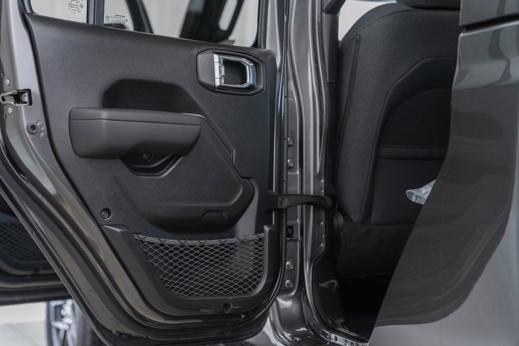 New 2026 Jeep Gladiator Sport image 35