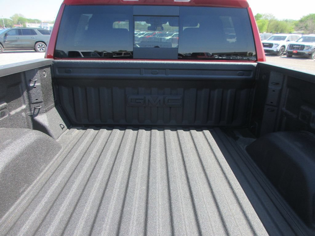 New 2026 GMC Sierra 1500 AT4 w/ AT4 Premium Package AWD/4WD image 9