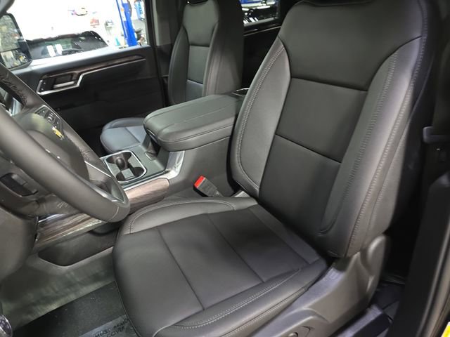 New 2026 Chevrolet Silverado 2500 LTZ w/ LTZ Premium Package image 17