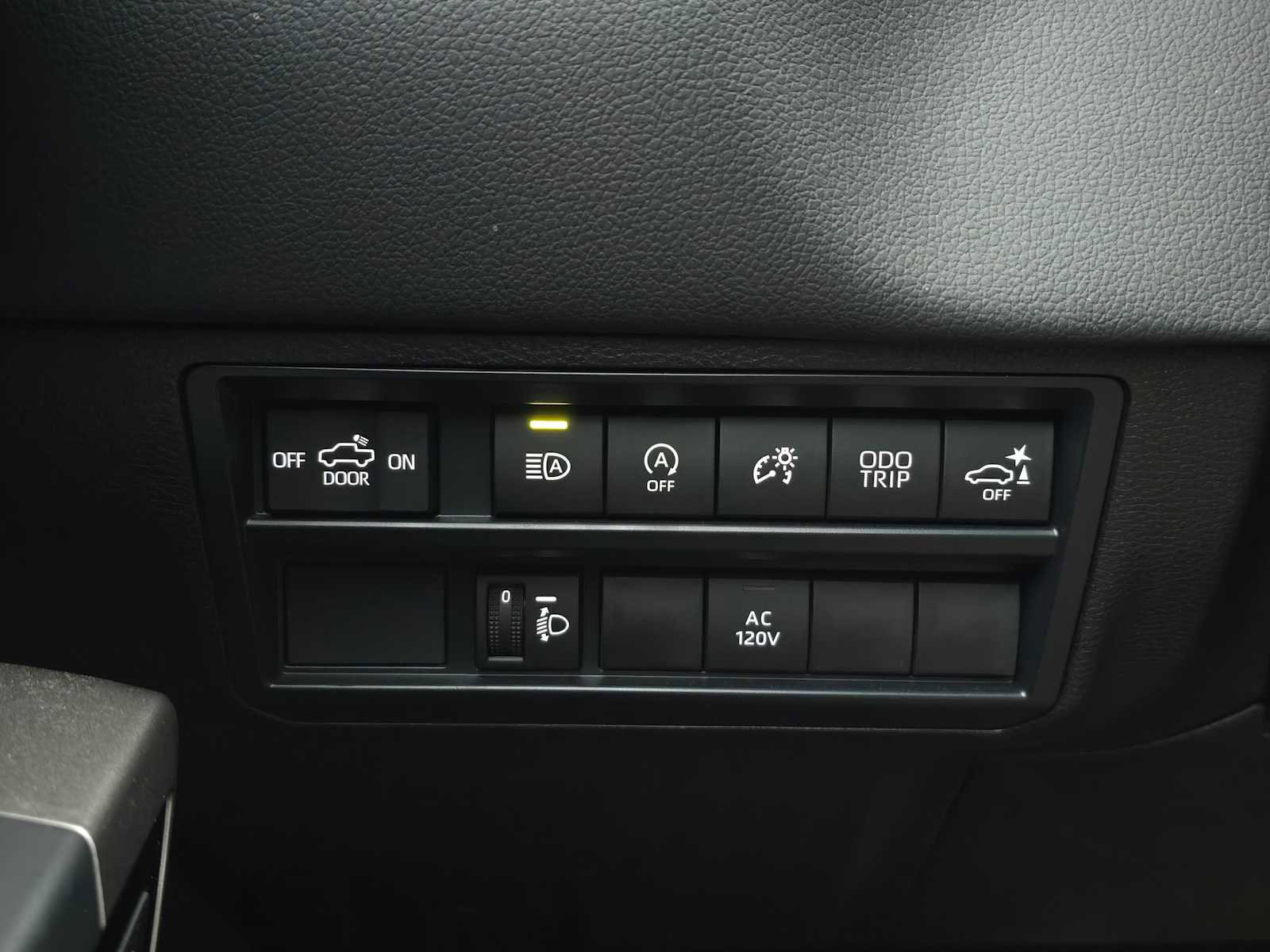 Certified 2025 Toyota Tundra Limited image 30