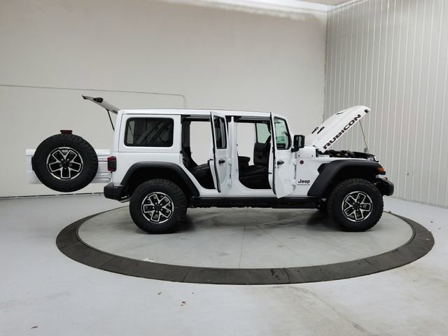 New 2026 Jeep Wrangler Unlimited Rubicon w/ Technology Group image 16