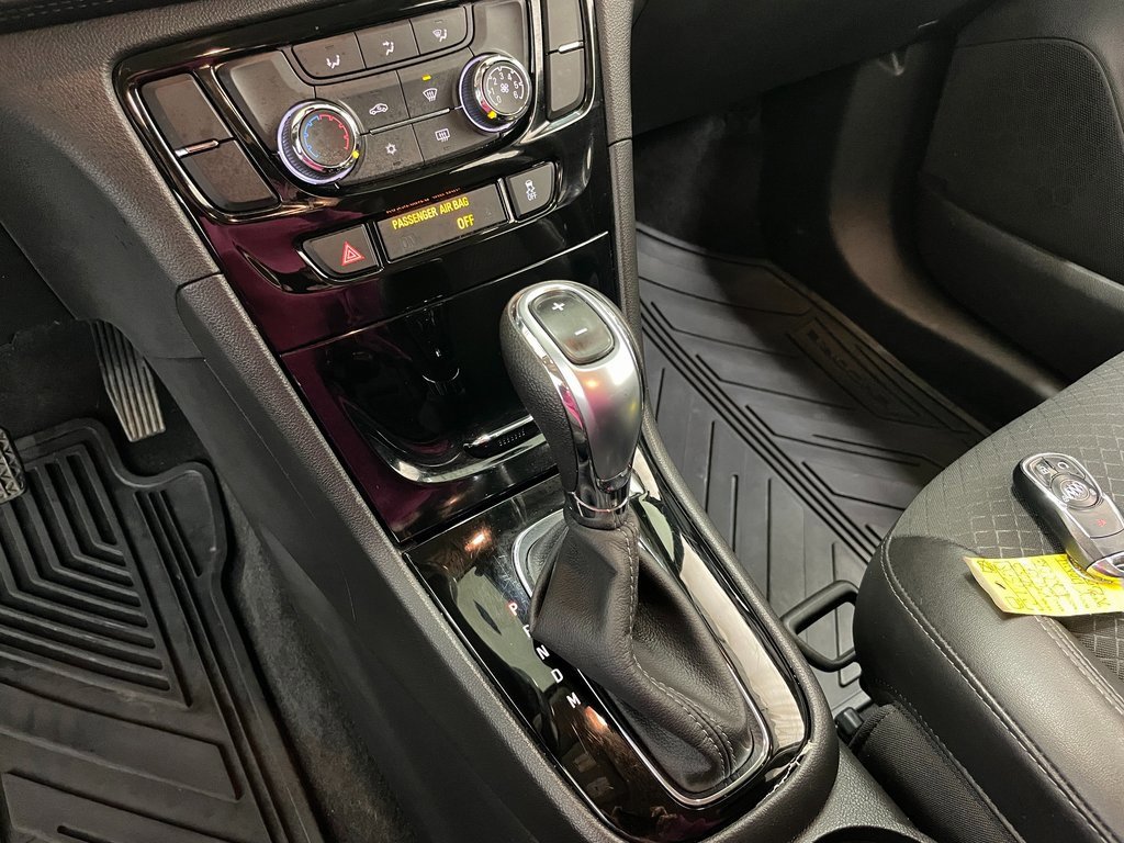 Certified 2022 Buick Encore Preferred w/ Safety Package image 29