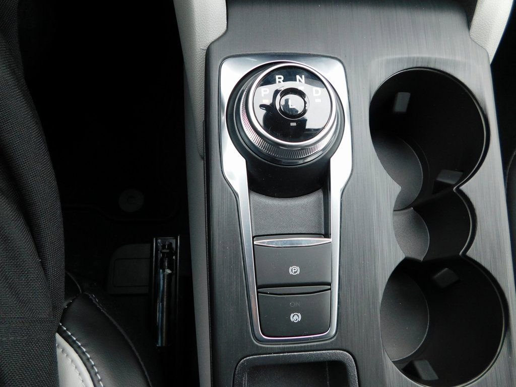 New 2026 Ford Escape Platinum image 34