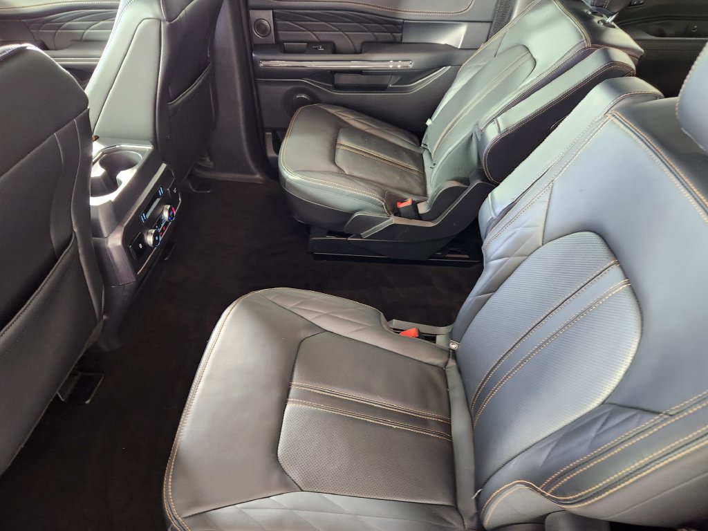 Used 2023 Ford Expedition Max Platinum AWD/4WD image 14