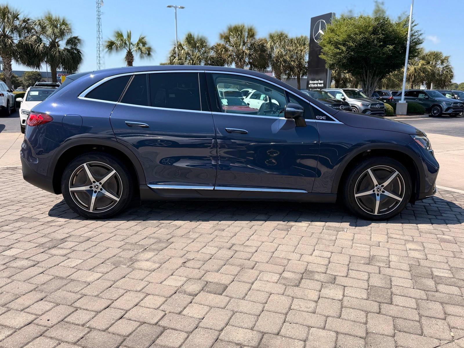 Certified 2023 Mercedes-Benz EQE 500 4MATIC SUV image 8