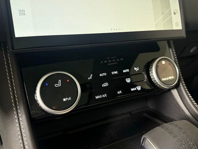 New 2025 Jaguar F-PACE R-Dynamic S image 35