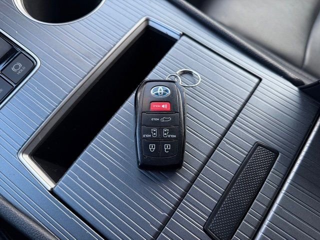 Used 2022 Toyota Sienna XSE w/ XSE Plus Package image 33
