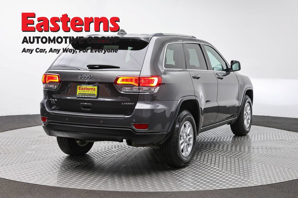 Used 2020 Jeep Grand Cherokee Laredo AWD/4WD image 4