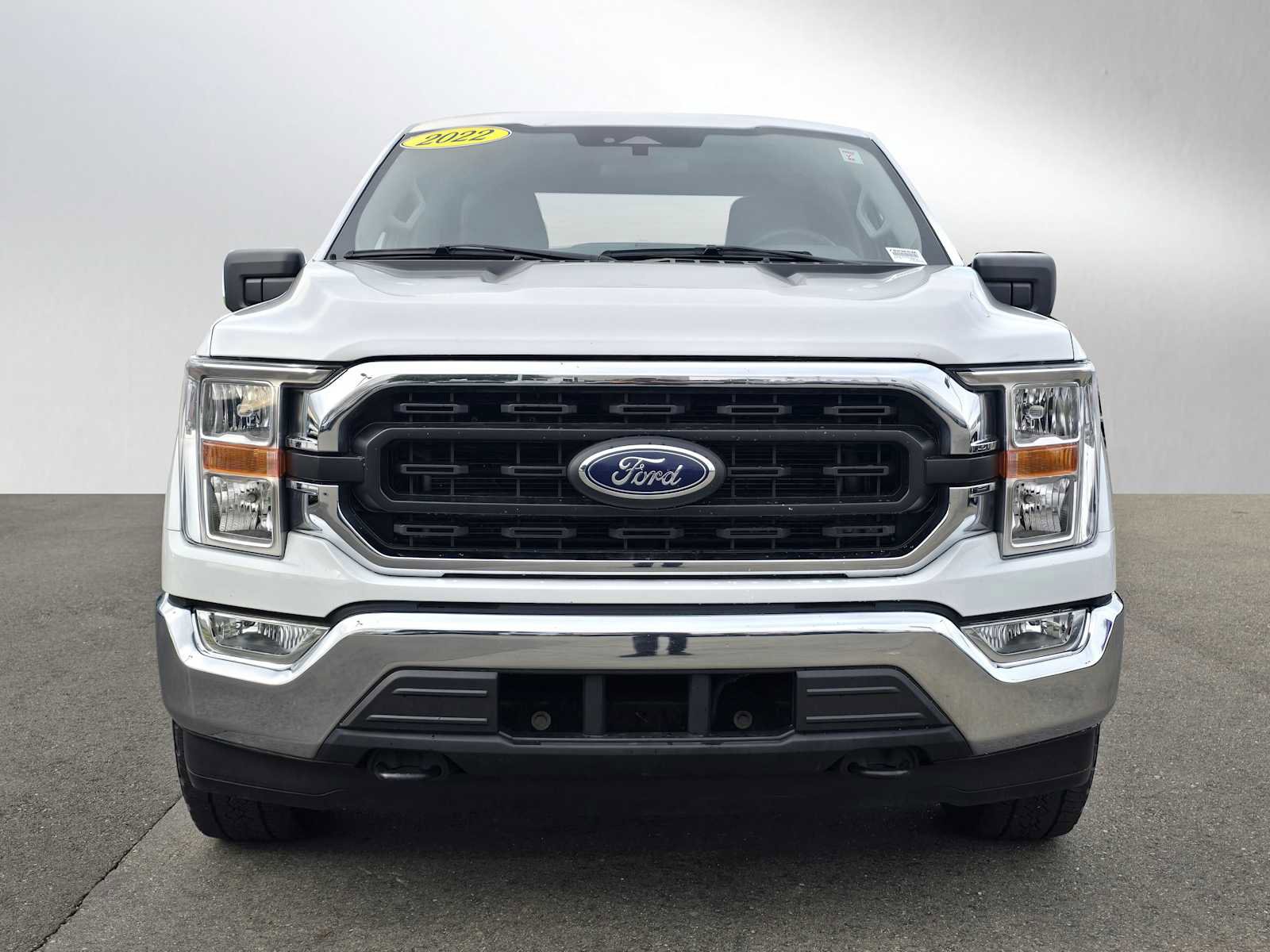 Used 2022 Ford F150 XLT w/ Trailer Tow Package image 8