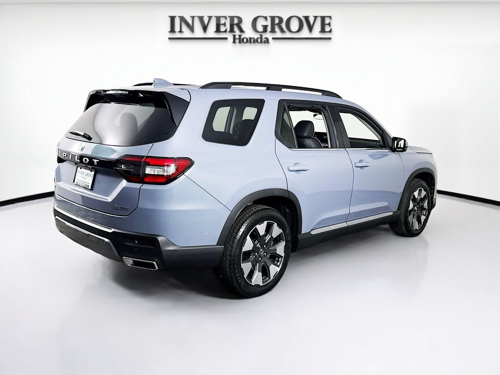 Certified 2026 Honda Pilot Elite image 5